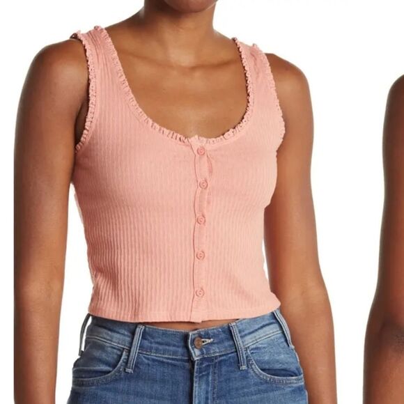 Mauby Ribbed knit cropped button front tank Burmuda Coral - Picture 1 of 7